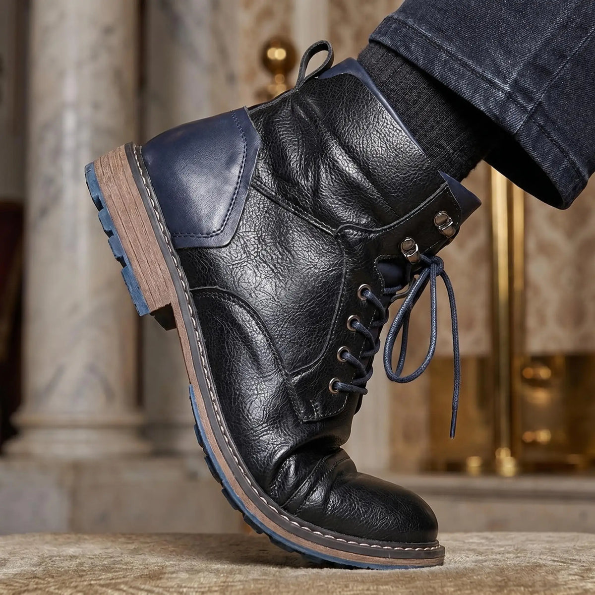 Men Retro Leather Ankle Boots With Zipper And Comfort Fit